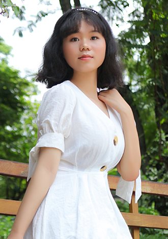 Asian Member Profile Thi Ngoc Thao Linda From Ho Chi Minh City Yo Hair Color Black